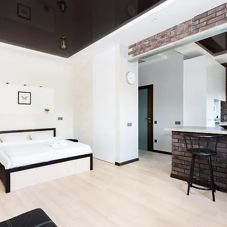 Апартаменти Apartland On Yakuba Kolosa *